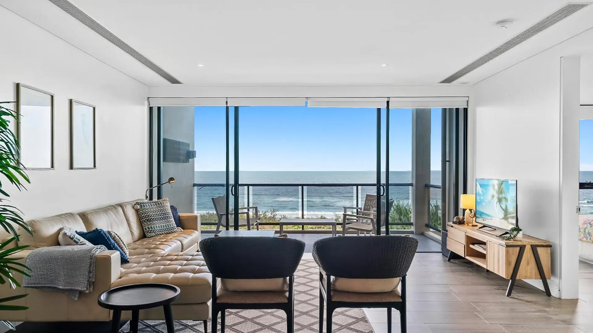 Beach Chalet 7 - Coastal Bliss At Sunrise Beach